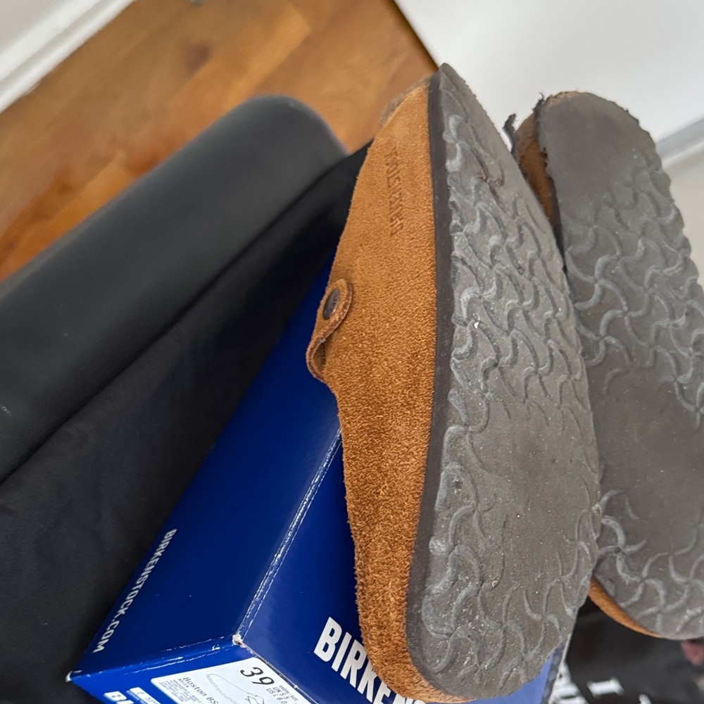 Birkenstock Women's Tan Suede Shoes - Picture 6 of 6